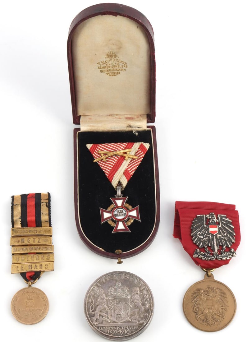 LOT OF 4 MEDALS GERMAN WAR AND AUSTRIAN MERIT: Ludwig III silvered Bavarian box, Austrian military medal, German Franco Russian war medal with 5 bars, and a cased Austrian Cross of Merit medal. Very good condition. Measurements range 1/2 - 2 inche