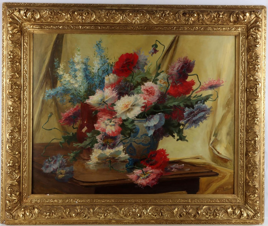 CLASSIC FLORAL STILL LIFE OIL PAINTING: Circa early to Mid 20th Century oil on canvas, unsigned, tacked to handmade stretcher. framed in gilt plaster and wood frame (frame has some loss). Very heavy mostly the frame. Dimensions: 36x29 inch