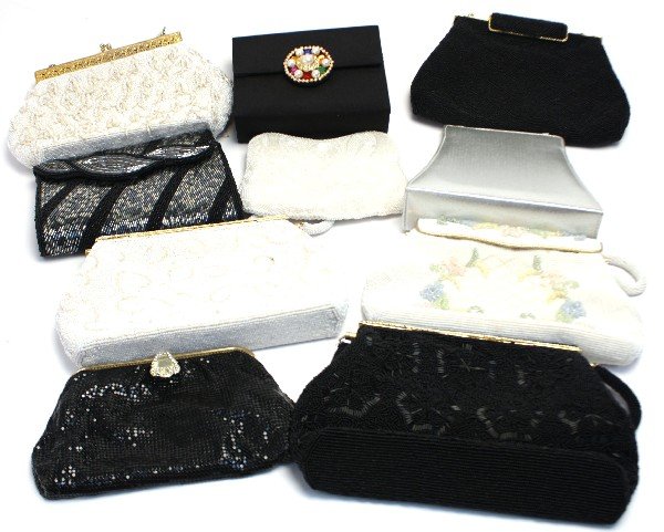 LOT OF 10 VINTAGE BEADED PURSES: Lot of ten vintage beaded purses including Nauman Marcus, Mag Id, Elsie Tu, Whiting and Davis, Sasha, and more. Condition: Some beading loss, overall in very good condition.
