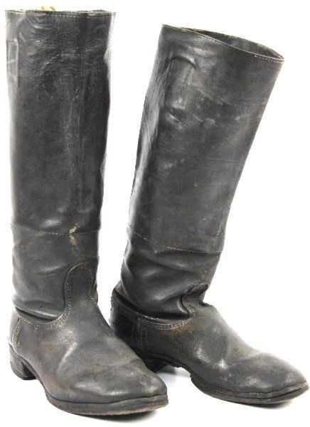 WWII GERMAN LEATHER WEHRMACHT CALVARY BOOTS: Pair of leather WWII German Wehrmacht NCO Cavalry boots. About a size 7/8. Overall good condition.