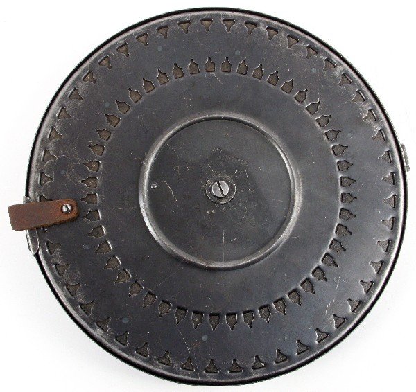 SOVIET RUSSIAN WWI DPM LIGHT MG MAGAZINE: WWII Soviet Russian Degtyarev "DP" Light Machine Gun magazine. Measures 10 7/16 inches in diameter. The lid is marked "47 RATPOH" Holds 47 rounds; two piece steel construction. In very good condition.