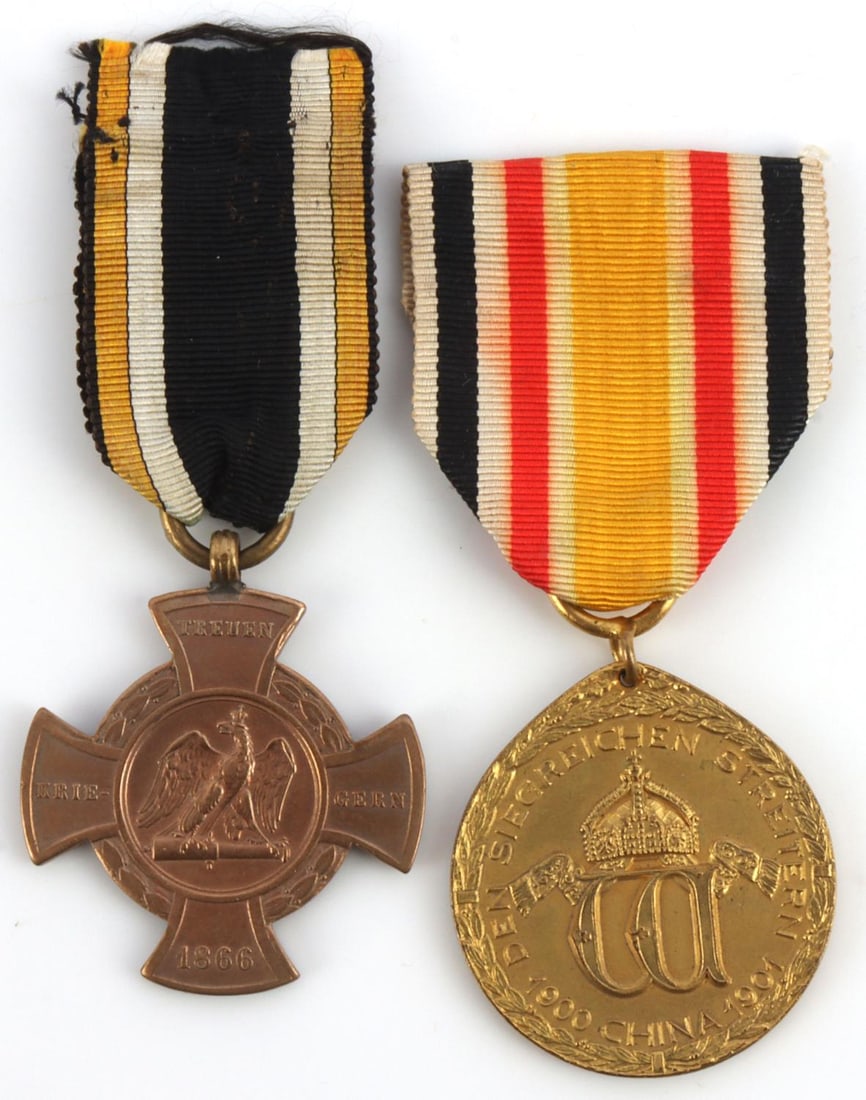 IMPERIAL PRUSSIAN GERMAN MEDALS BOXER REBELLION: Lot features a 1901 Boxer Rebellion medal and a Koniggratz commemorative cross. They measure 1 inch. Very good condition.