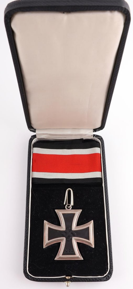 WWII GERMAN REICH KNIGHTS IRON CROSS 800 SILVER: A WWII German Reich cased Knight's Iron Cross with ribbon. Original case. Both cross and ribbon loop are marked 800 and L/12 for maker C.E. Junker. Ribbon does not fluoresce. Cross and loop size appro