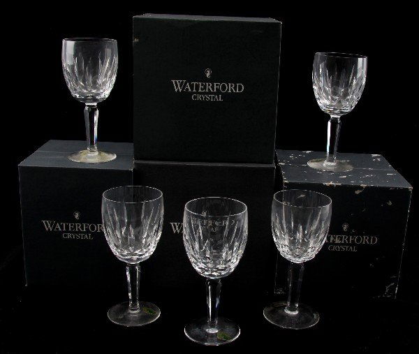 32 PIECES WATERFORD KILDARE CRYSTAL STEMWARE