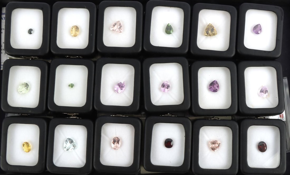 LOOSE CUT NATURAL SEMI PRECIOUS GEMSTONE LOT OF 18: All certified natural many with the identifier card and C.O.A. Very nice grouping. Stones include Amethyst, Beryl, Morganite, Apatite, Kunzite, Garnet and Tourmaline. Approximate Total carat weight 10