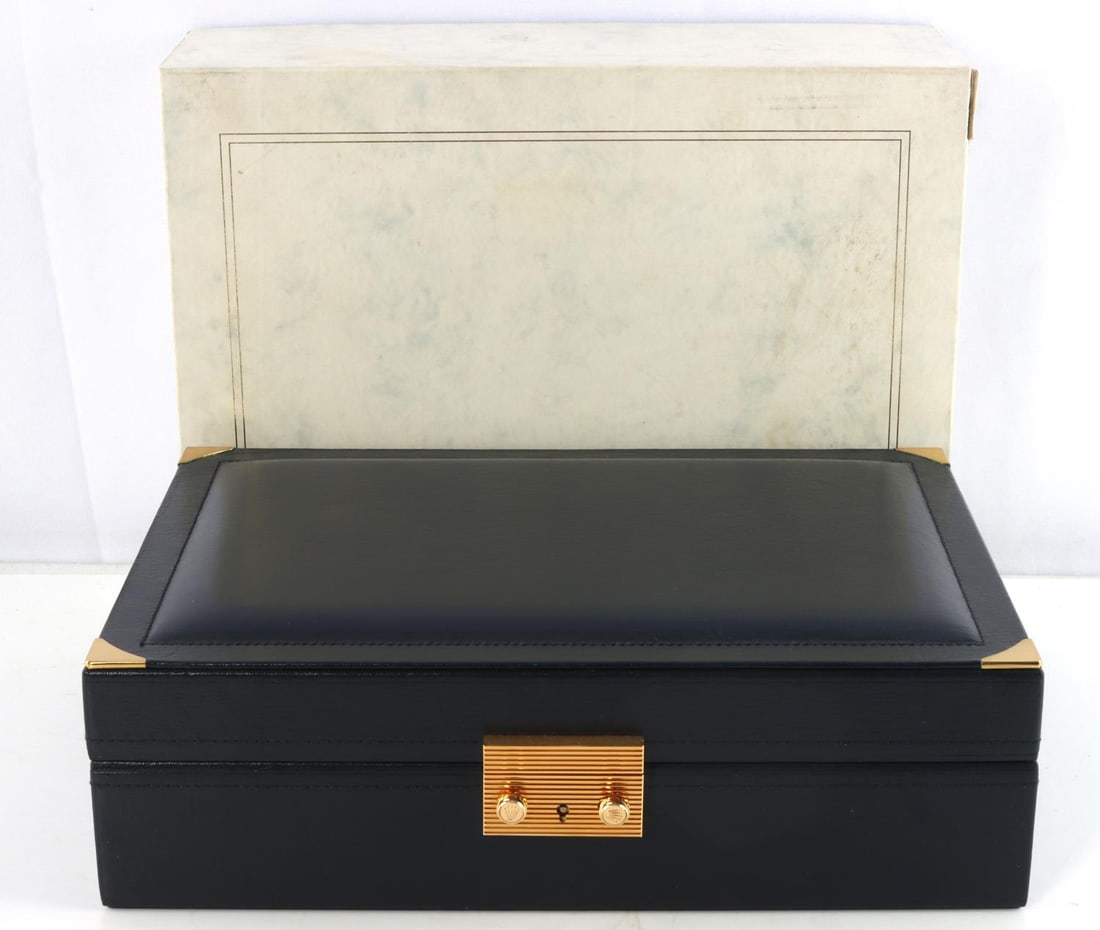 9 X 12 X 4 INCHES ROLEX WATCH BOX LOT W KEY: In like new condition.