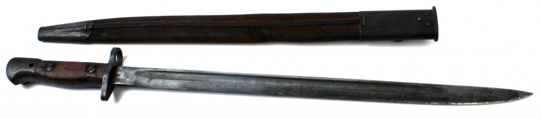 WILKINSON PATTERN 1907 BAYONET: Wilkinson Pattern 1907 bayonet, complete with leather scabbard. Overall good condition.