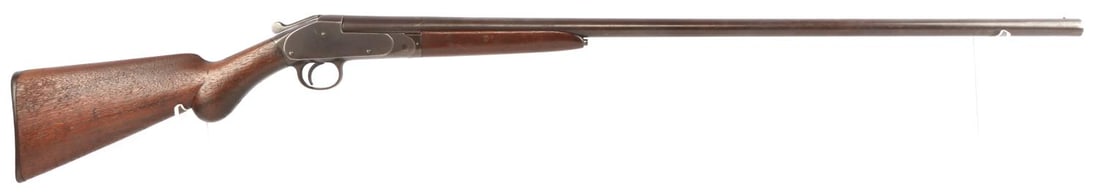 REMINGTON 12 GAUGE SINGLE SHOT SHOTGUN: Remington 12-gauge single-shot shotgun. Reflective bore with significant pitting. 34 inch barrel marked maker to top. Serial numbered behind trigger guard. Steel with wood stock and forearm. Wood with