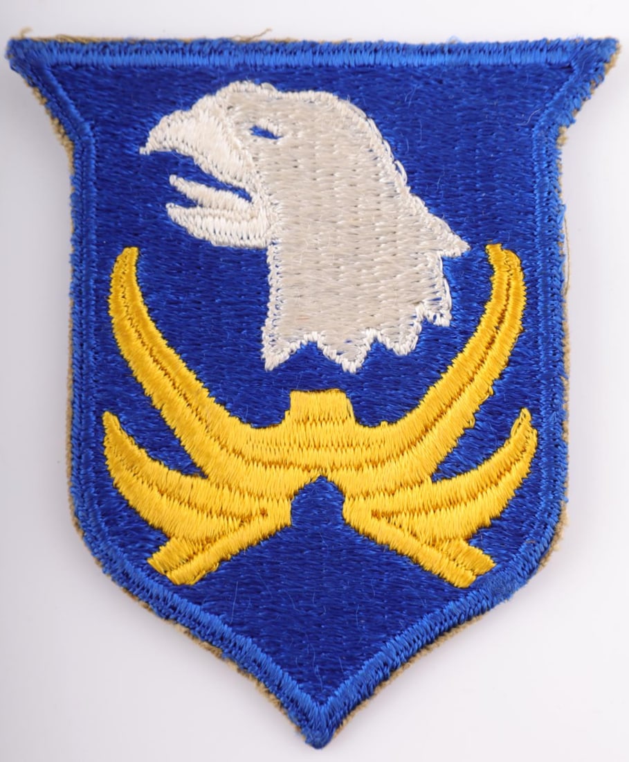 WWII US 101ST AIRBORNE TRANSITIONAL PATCH: Appears to be a transitional patch or a 101st company. Does not fluoresce.