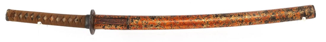 IMPERIAL JAPANESE EDO PERIOD KATANA SWORD: Edo period katana. Steel blade with signed tang on both sides. Housed in hand painted saya. Sword is in very good condition with spots of oxidation. Saya is cracked and the ray skin has some damage. S