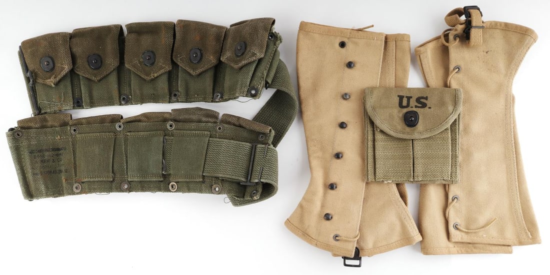 WWII USMC AMMO POUCH & LEGGINGS: USMC stamped belt and pouch, leggings dated 1943 as in second pouch.