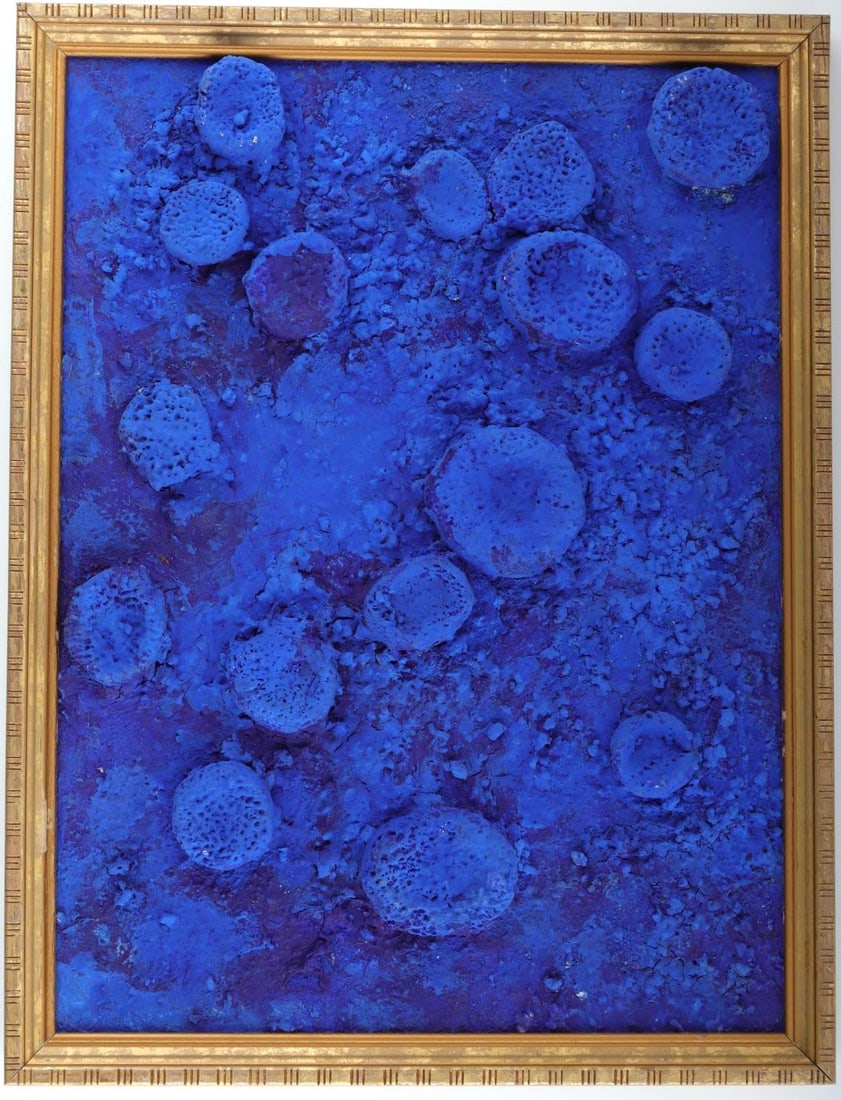 YVES KLEIN BLUE TEXTURAL MODERN ART PAINTING: Yves Klein (1928 –1962) French artist who was a leading member of the Nouveau Réalisme movement. He was known for his use of monochrome colors, especially blue, which he called “International Kle
