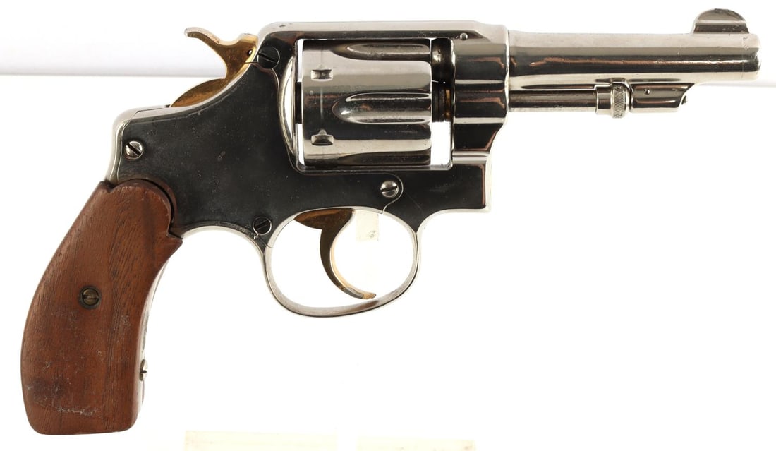 SMITH & WESSON .32 SHORT CTG REVOLVER: Smith & Wesson CTG .32 revolver short. 3 inch barrel and the bore is clean and bright. Wood grips and in very good condition. FFL required and know your state laws before bidding. No international shi