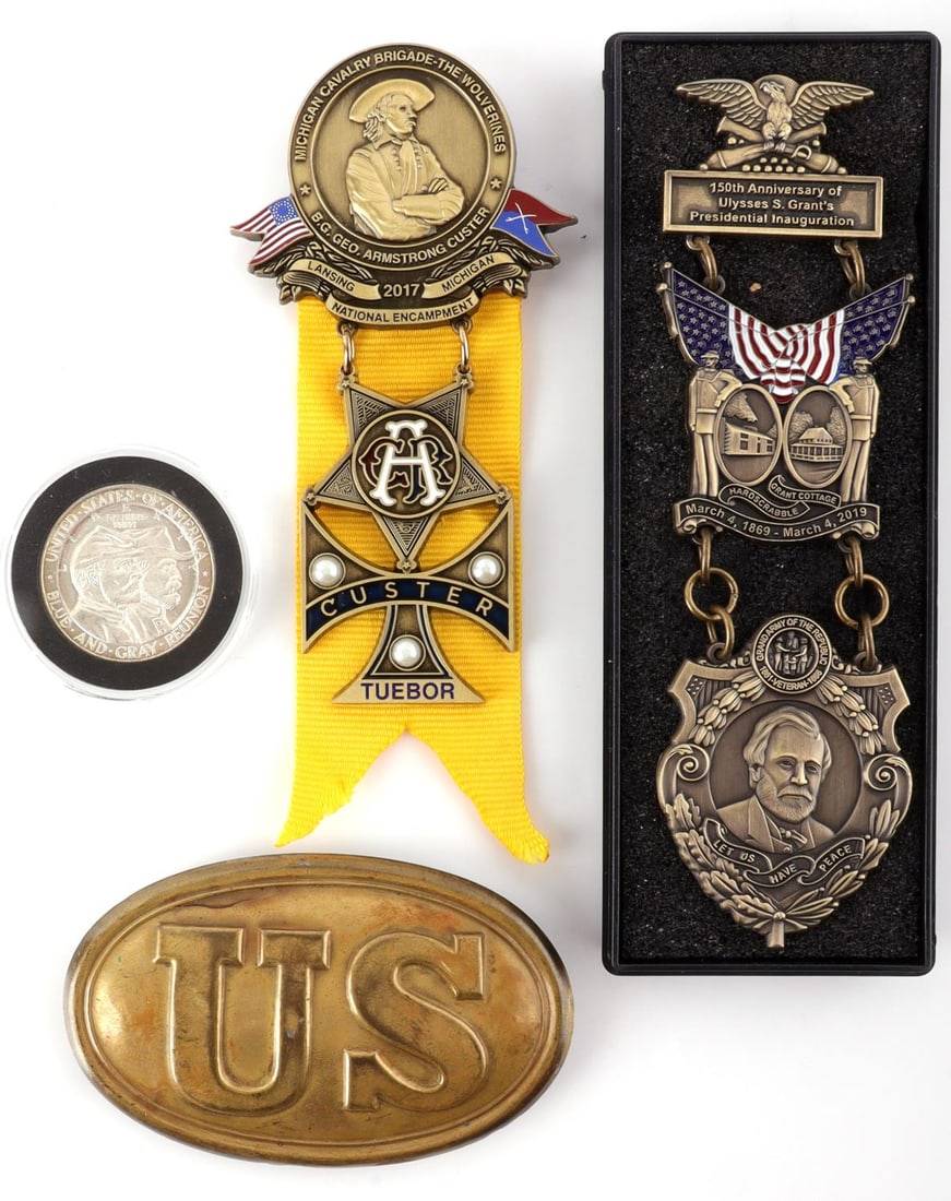 US CIVIL WAR ANNIVERSARY MEDALS & UNION BUCKLE LOT: Lot of four (4) United States Civil war items including a 75th Anniversary of Gettysburg Reunion coin from 1863-1938(silver plated), a 150th Anniversary of Ulysses Grant's presidential inauguration me