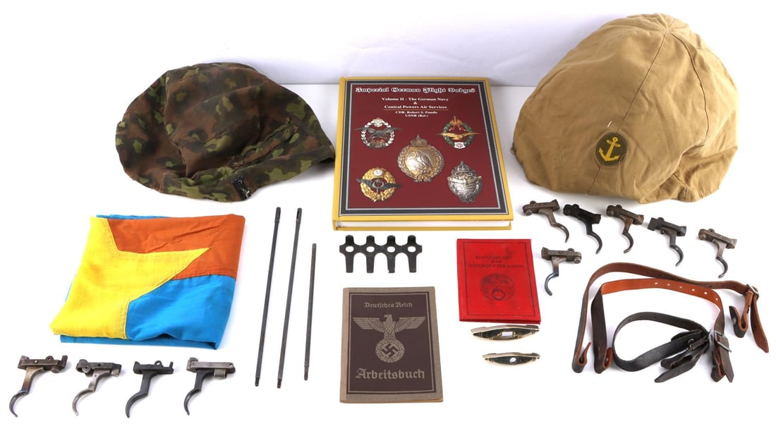 WWII GERMAN REICH & IMPERIAL JAPANESE MILITARY LOT: Lot of twelve (12) various WWII items from the German Reich and Imperial Japanese army including a Japanese Naval Marine cloth helmet cover, two German Reich dagger crossguards(marked PA), German Army