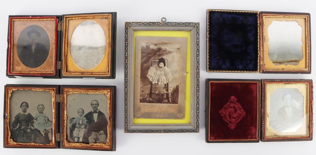 5 MIX OF TINTYPE AMBROTYPE DAGUEREOTYPE PHOTOGRAPH: Includes CDV of Chinese baby "Baby Yang" with description on reverse, 2 Union Cases one Ambrotype with Good description, and 2 other with damaged cases. As photographed.
