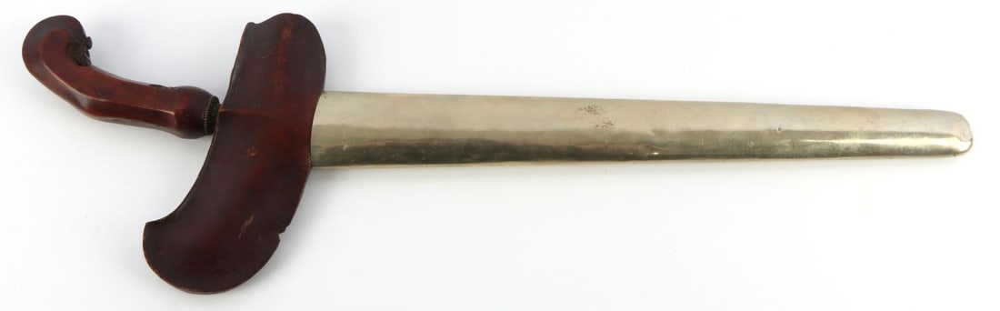 20TH CENTIURY INDONESIAN KRIS DAGGER: Measures 14 1/2 inches long in total. No design on blade. Wood handle. With scabbard.