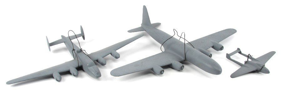 IL-18 AVRO SHACKLETON HAVILLAND DH 100 ID MODELS: Three post-War metal ID models all date 1950s-1960s, grey, and scale 1/72. Includes IL-18 measures 17 inches long with a wingspan of 21 inches, Avro Shackleton measures 14 inches long with a wingspan