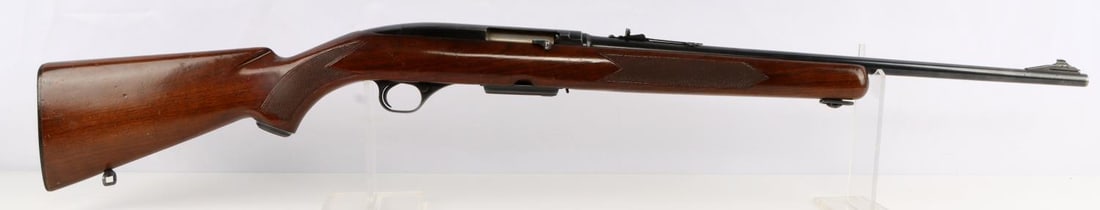 PRE 64 WINCHESTER MODEL 100 .284 WIN SEMI RIFLE: Winchester, Model 100, .284 WIN, semi-automatic rifle. A scarce pre-1964 model, serial # indicates manufacturer year was 1963. Rifle's barrel is marked with the manufacturer, model #, caliber, locatio