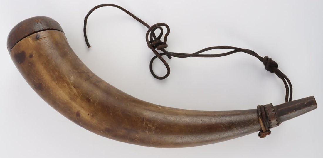 MID 19TH CENTURY ENGRAVED BLACK POWDER HORN FLASK: Mid-19th century Civil War era engraved black powder horn flask for a percussion firearm. Flask features the initials, "AL", carved into the side. Also features a leather string shoulder sling. Measur