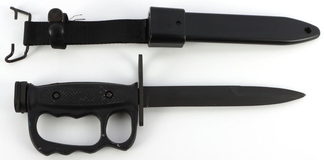 M7 BAYONET W M10 SCABBARD M4 RIFLE KNUCKLE DUSTER: Rare experimental M7 bayonet converted to knuckle duster, with fiber M10 scabbard. Near mint unissued condition.