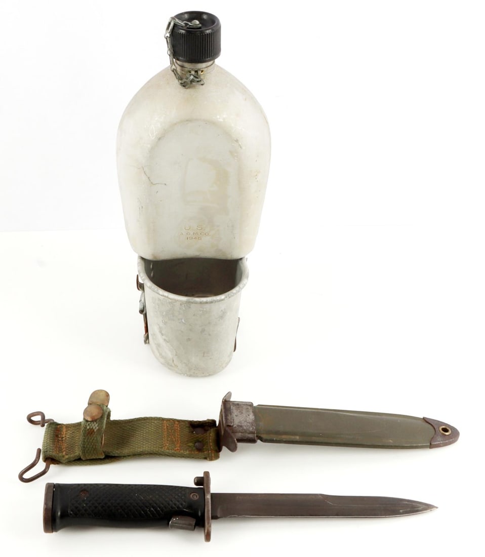 U.S. M5-1 W/USM8A1 SCABBARD CUP & CANTEEN LOT: Lot includes U.S. M5-1 bayonet J&D Tool CO W/USM8A1 scabbard for M1 GARAND, Korean War era (1950-53), US Army issue. Also includes US Army canteen and cup, All in very good condition. Unauthenticated 