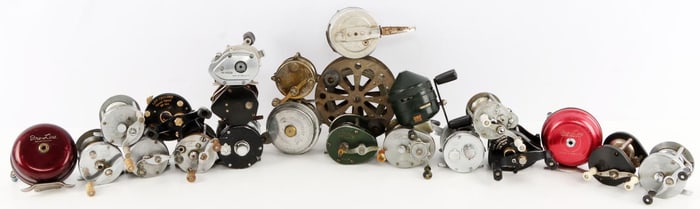 LOT OF 22 20TH CEN VINTAGE SPINNING FISHING REELS