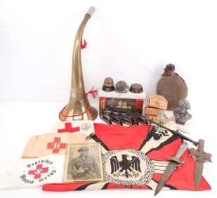 WWII GERMAN MILITARY COLLECTIBLES LOT