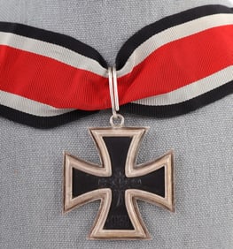 POST WWII GERMAN KNIGHTS IRON CROSS FOR VETERAN