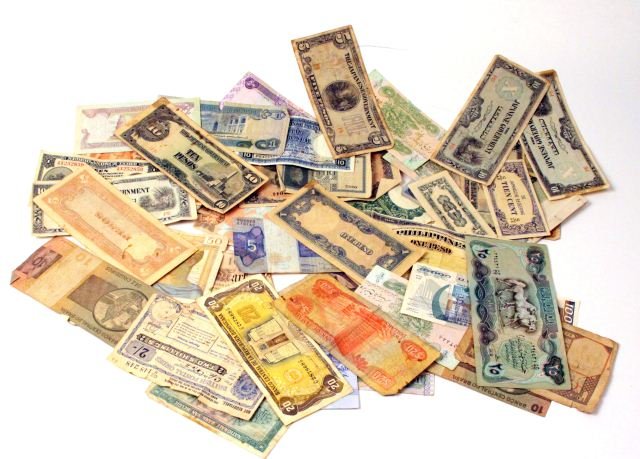 53 WORLD BANK NOTES WWI TO IRAQ BIG VARIETY: Including Australia, Iraq, WWII MPC, Jamaica, Dominican Republic, England, Germany France, Philippines, Netherlands, Iceland, Brazil, Egypt, Mexico, Japanese Invasion notes and more all from circulati