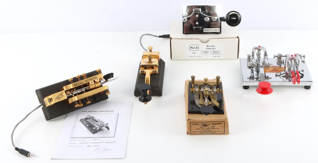 MORSE CODE TELEGRAPH KEY LOT VIBROPLEX BENCHER J38: Includes Vibroplex Chrome base, boxed U.S. Army Signal Corps Key J-38, New in box RJ-2 Bencher hand key, Bengali Intrepid, with instructions, very high end key set.