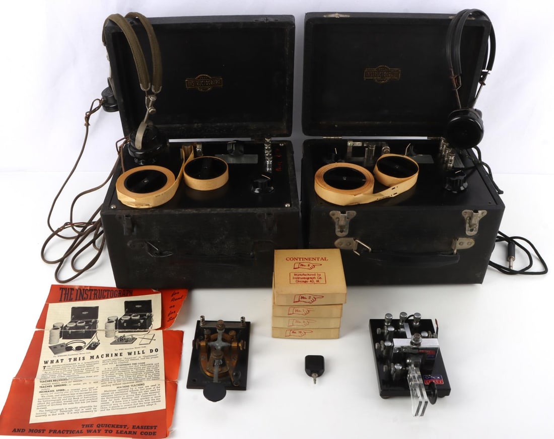 TELEGRAPH KEY HEADSET & INSTRUCTOGRAPH LOT: Includes 2 Instructographs with torn instructions, 2 keys J-38 and EL Key and 2 headsets, untested, but a big collectors estate. This lot has a reserve.