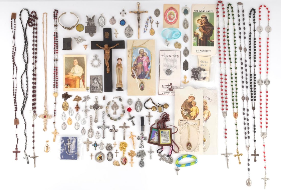 CATHOLIC MEDALS ROSARY CRUCIFIX LOT: As photographed, big variety. 0