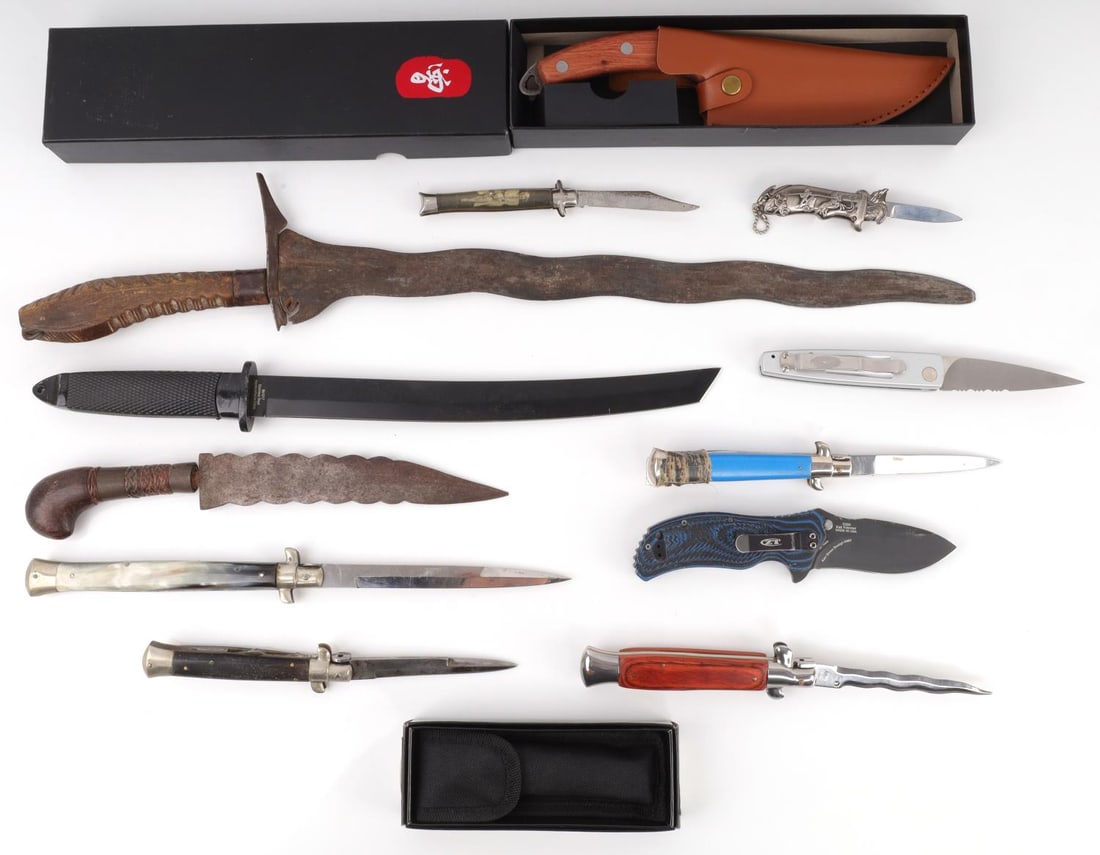 ANTIQUE & NEWER KNIFE LOT KRIS SWITCHBLADE FIXED: As photographed. 0