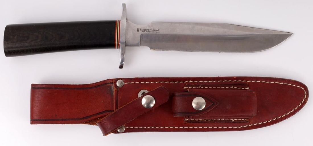 COLD STEEL R1 MILITARY CLASSIC JAPAN KNIFE 14R1J: Cold Steel R1 Military Classic fixed blade fighting knife. Made in Japan. Blade is AUS 8 stainless steel. Handle is solid black linen Micarta. A superb tribute to the Randall Model 1. Includes brown l