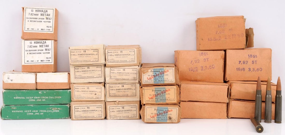 AMMUNITION LOT 7.62X38MM & 7.92 TOTAL OF 370 RDS: Total of 220 rounds of 7.62X39mm ammunition. Total of 150 rounds of 7.92mm ammunition. Lot total of 370 rounds. No international shipping. 0