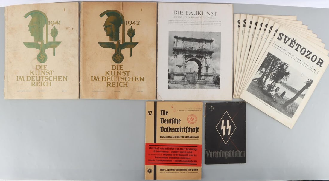 WWII GERMAN SS SVETOZOR & ART PERIODICALS: All very good and original pieces, as photographed. 0