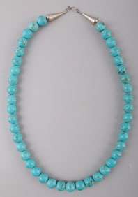 SOUTHWESTERN NATIVE TURQUOISE BEAD NECKLACE