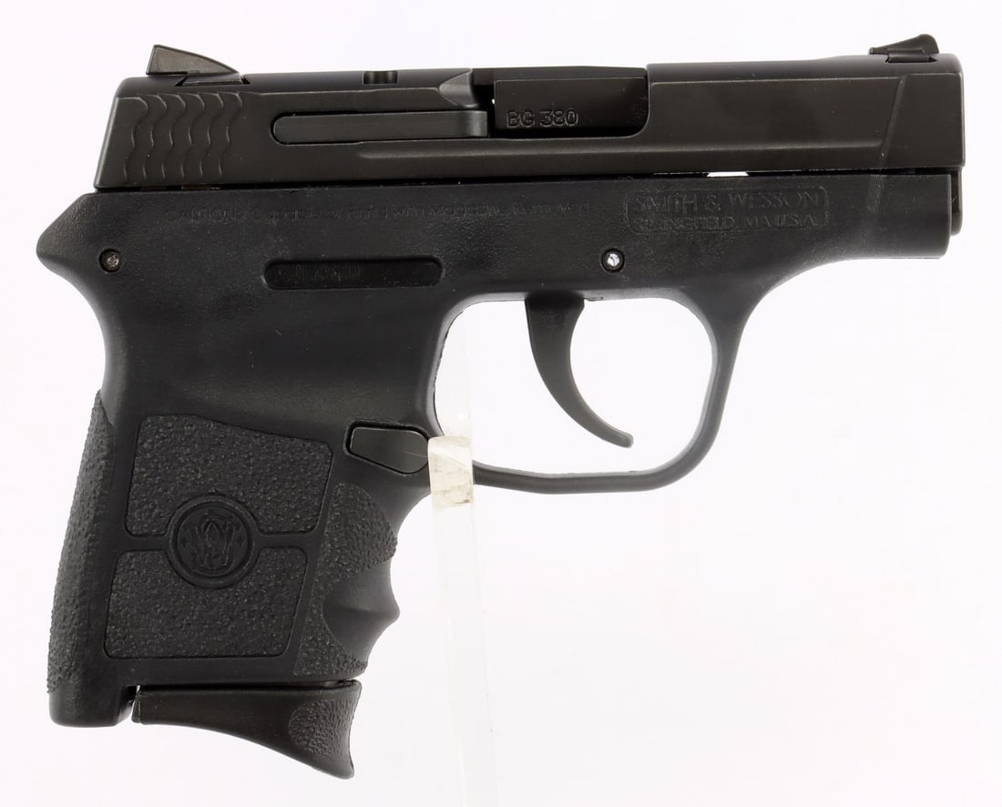SMITH & WESSON M&P BODYGUARD 380 SEMI AUTO PISTOL: Lightweight and compact firearm for easy concealing. 2.75-inch barrel. Textured grips. Front and rear sights. Includes two (2) 6-round magazines. In very good, used condition with little-to-no signs o