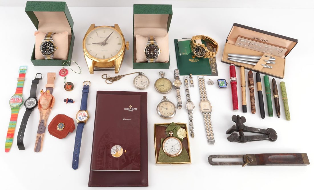 OVER 7 POUNDS UNSEARCHED WATCH LOT PARTS: As photographed, Rolex are not real.