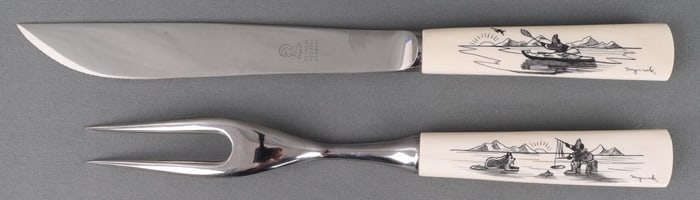 NATIVE ALASKAN WALRUS SCRIMSHAW MEAT FORK & KNIFE