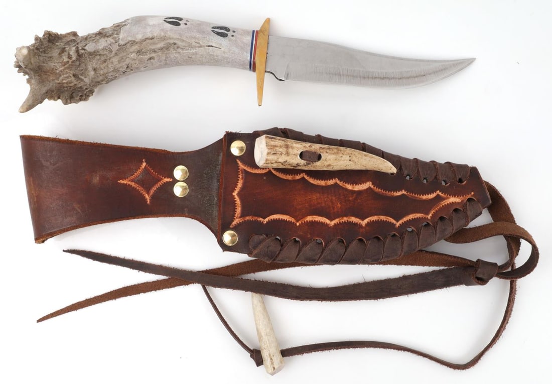 KEN RICHARDSON CUSTOM MADE STAG GRIP KNIFE: Signed at cross guard, overall measures 11 inches overall, as new.