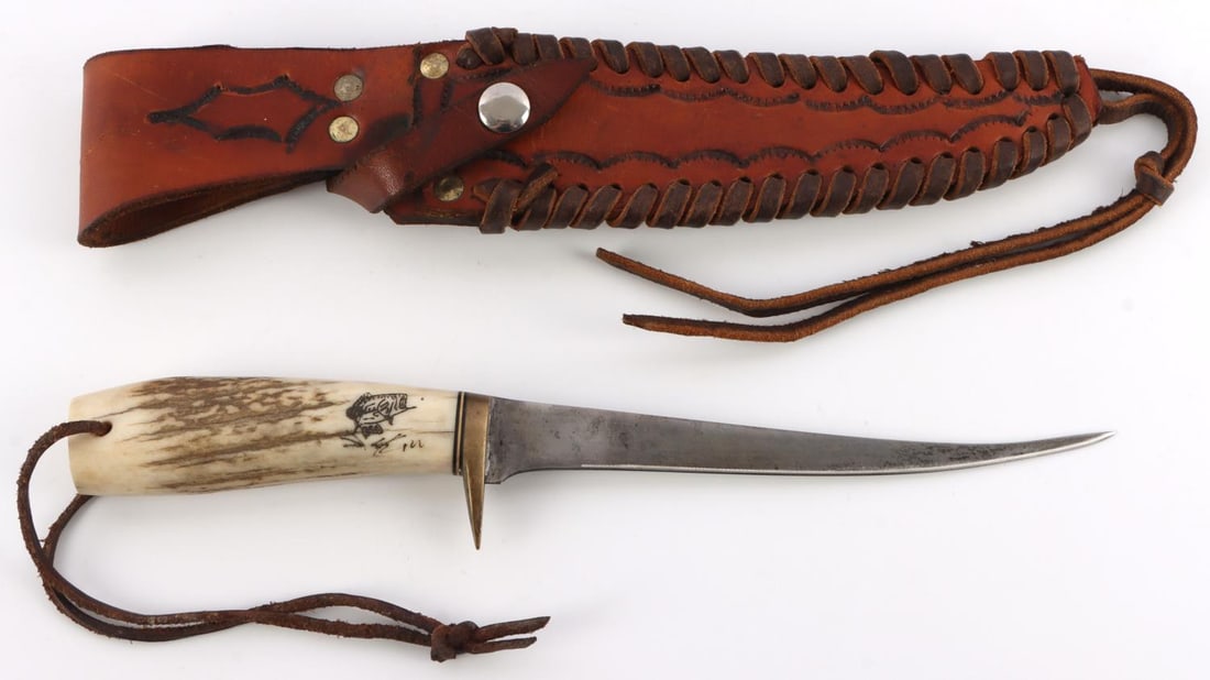 KEN RICHARDSON CUSTOM MADE STAG FILET KNIFE: Ken Richardson stag grip filet knife, very good original condition, measures 12 inches.