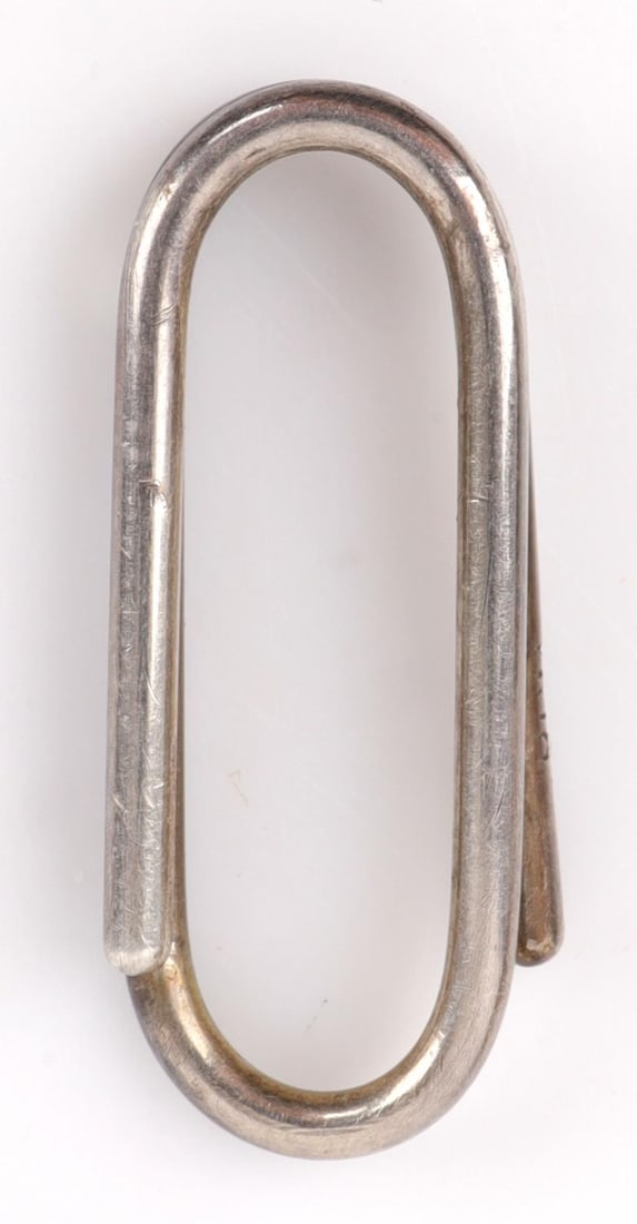 WWII GERMAN REICH KNIGHT'S CROSS 800 RIBBON LOOP: WWII German Reich Knight's Cross Ribbon loop marked 800 for silver. Acid tested for silver. Loop is in good condition.
