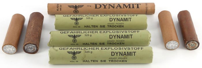 8 WWII GERMAN REICH MODEL TRENCH DYNAMITE LOT