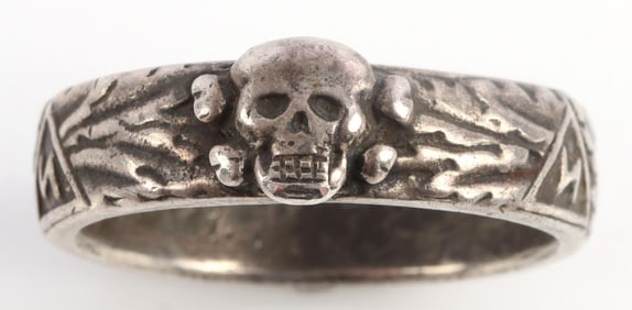 WWII GERMAN SS TOTENKOPF HONOR RING SIZE 11 1/2