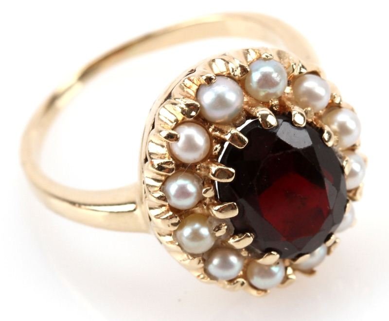 LADIES 14K YELLOW GOLD & PEARL RING Lot 7096