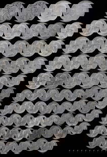 US 90% SILVER COIN LOT OF 11.65$ FACE VALUE: 90% silver. Good variety of Washington quarters, dimes, and halves. Mixed date. This lot has a reserve.