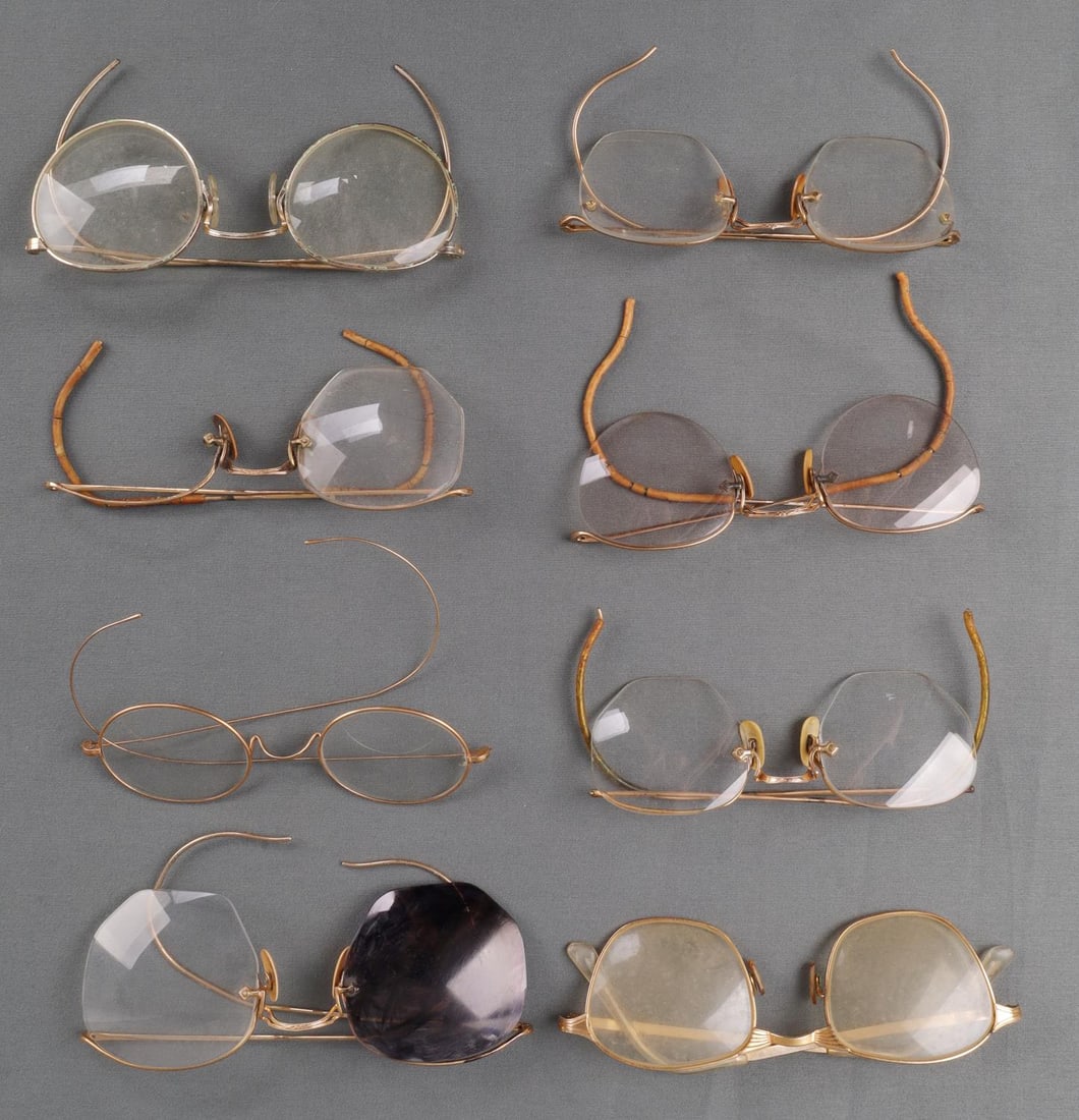 VINTAGE ART DECO EYEWEAR 12K GF EYEGLASSES 8 PAIR: Lot of eight (8) pairs of vintage wire rim eyeglasses in good condition. Seven have stamps indicating gold fill frames. Two have "Art Craft" brand maker's marks. One is missing a lens.