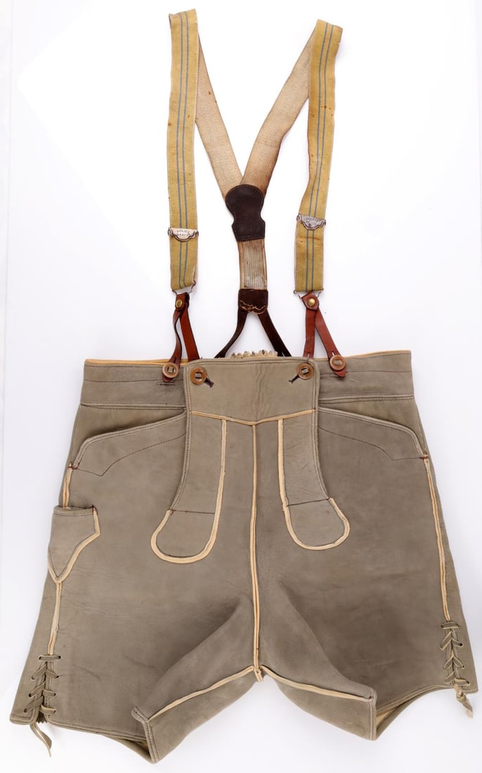 WWII ERA GERMAN MENS LEDERHOSEN SHORTS: Leather construction. Waist appears to be 32 inches.